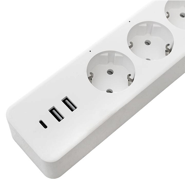 Умный удлинитель c USB Wi-Fi PRO EKF Connect