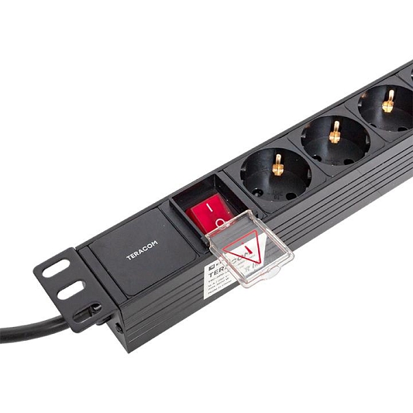 Блок розеток PDU TERACOM 19" 1U 16А/250В 6 розеток Schuko с выключателем шнур питания длиной 2 метра сечение 3x1,5 мм2 вилка Schuko корпус пластик черный