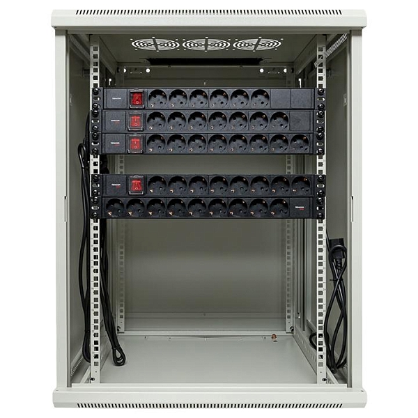 Шкаф настенный 19" TERACOM PRO 15U 600x600 мм дверь стеклянная с замком-ручкой серый