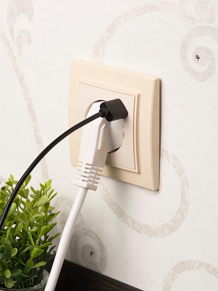Розетка 1-местная СП с/з Минск 16А бежевая с защ. штор. с USB 1А EKF