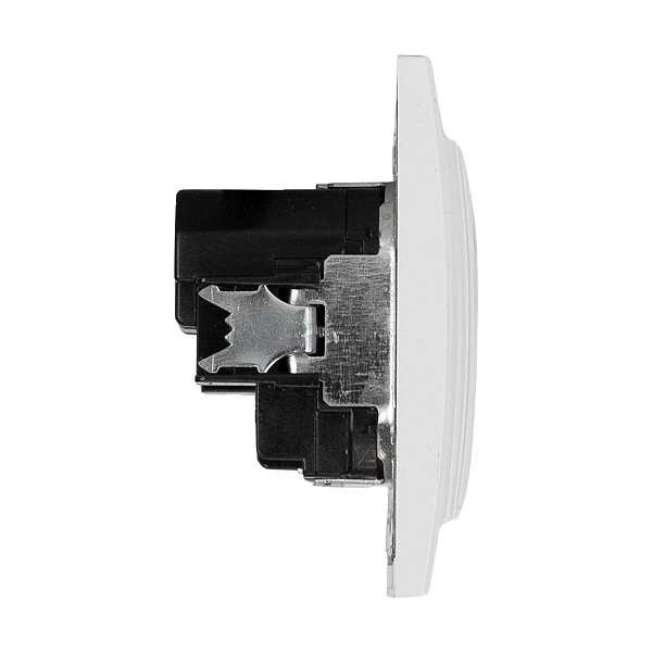 Минск Розетка 1-местная СП с/з 16А белая с защ. штор. с 2 USB 2,1А EKF
