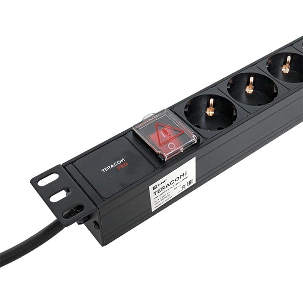 Блок розеток PDU TERACOM PRO 19" 1U 16А/250В 8 розеток Schuko с выключателем шнур питания длиной 2 метра сечение 3x1,5 мм2 вилка Schuko корпус алюминий черный